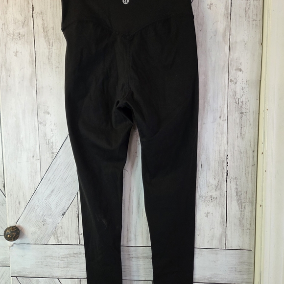 lululemon athletica Classic Black Leggings - Picture 5 of 7